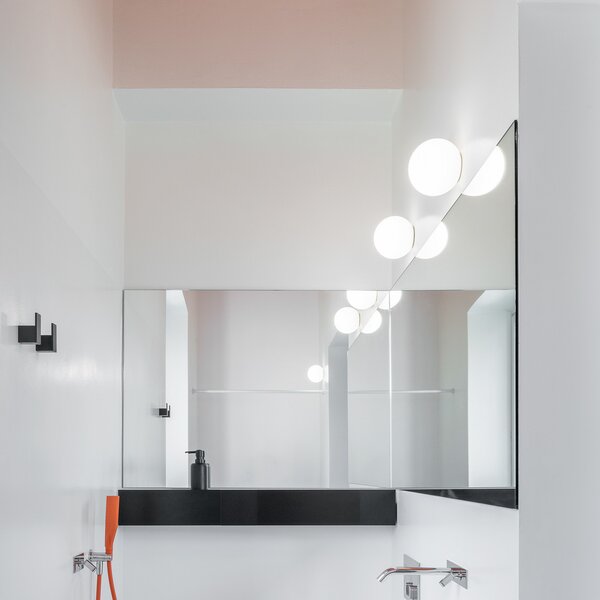 Artemide Zidna svjetiljka Dioscuri, IP65, Ø 25 cm, prigušiva, Bijela, Područje hodnika, Staklo, Metak