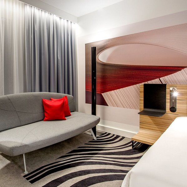 Artemide Ilio - LED podna lampa, app crna 3000K, prigušiva, Crno, Dnevni boravak/blagovaonica, Metal