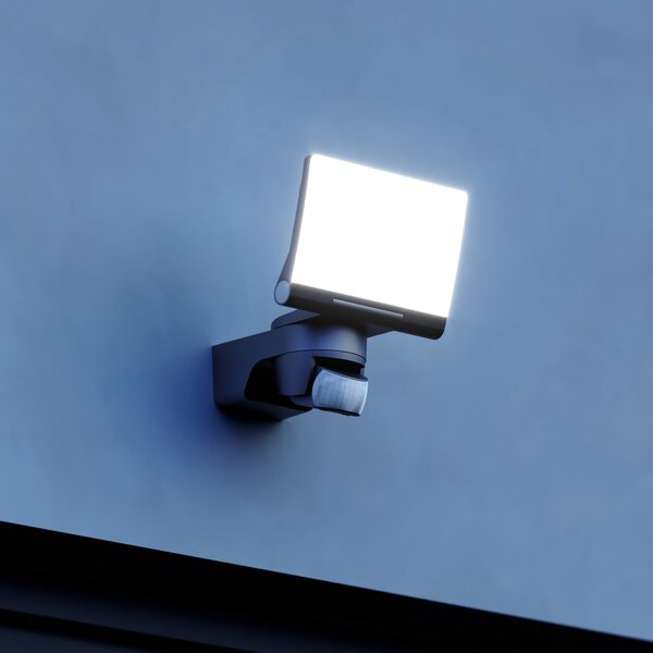 STEINEL XLED Home 2 S Black IP44 senzorski vanjski reflektor, Crno, Plastika