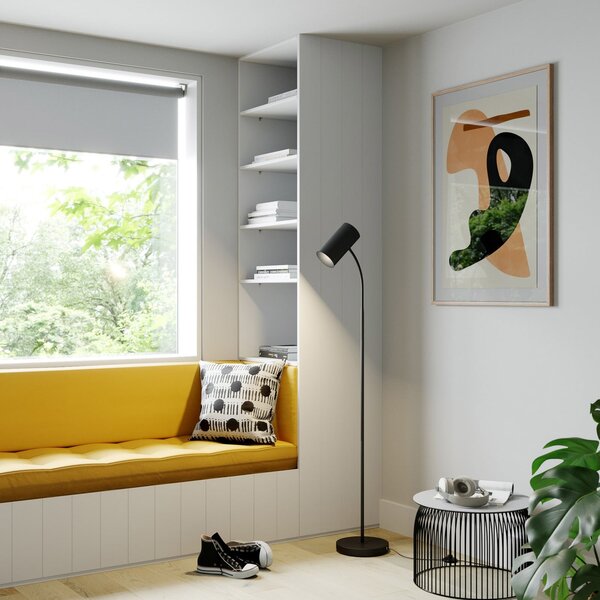 Lindby podna lampa Karoli, crna, 156 cm, metalna, fleksibilna ruka, Crno, Dnevni boravak/blagovaonica, Metal