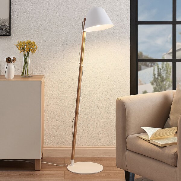 Lindby Tetja podna lampa s drvenim stupom, bijela, Drvo, Dnevni boravak/blagovaonica, Metal