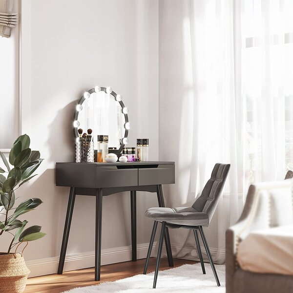 Set blagovaonskih stolica