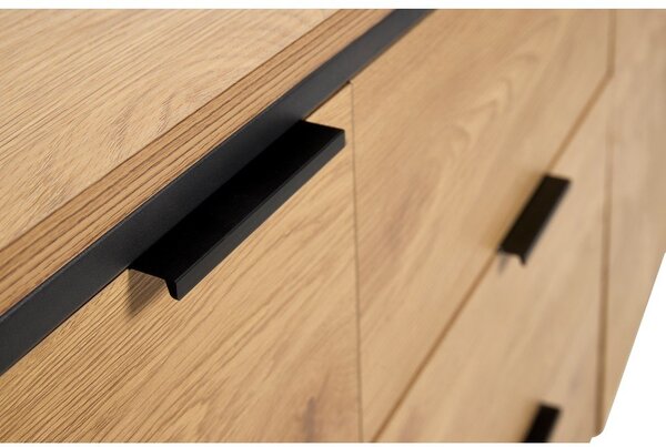 Komoda u dekoru hrasta u prirodnoj boji 155x81x45 cm Cesura – Unique Furniture