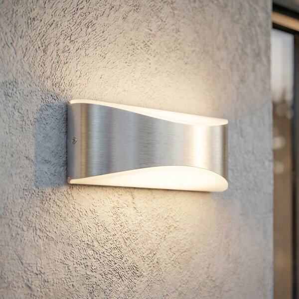 Lucande Akira vanjska zidna LED svjetiljka, srebrna, širina 23 cm, Metalik, Aluminij