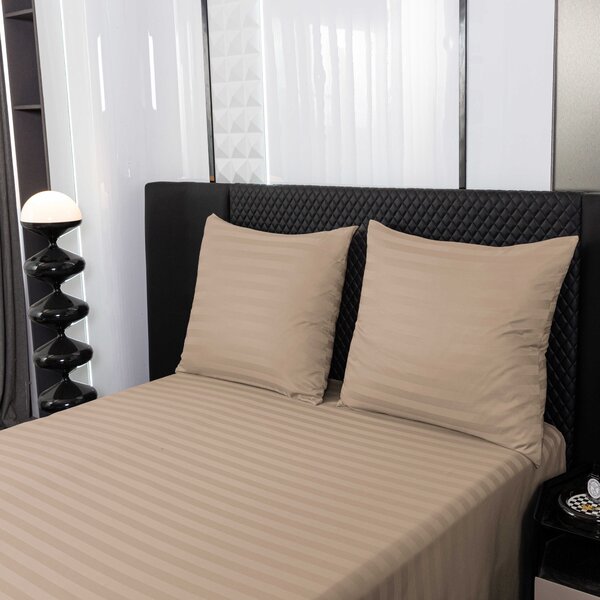 Hotelska posteljina od mikrovlakana JASMINE bež - prugasti 2 cm Dimenzije posteljine: 70 x 90 cm | 140 x 220 cm