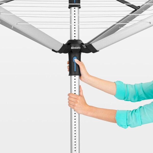 Vrtna sušilica za rublje u srebrnoj boji 50 m Lift-o-Matic Advance – Brabantia