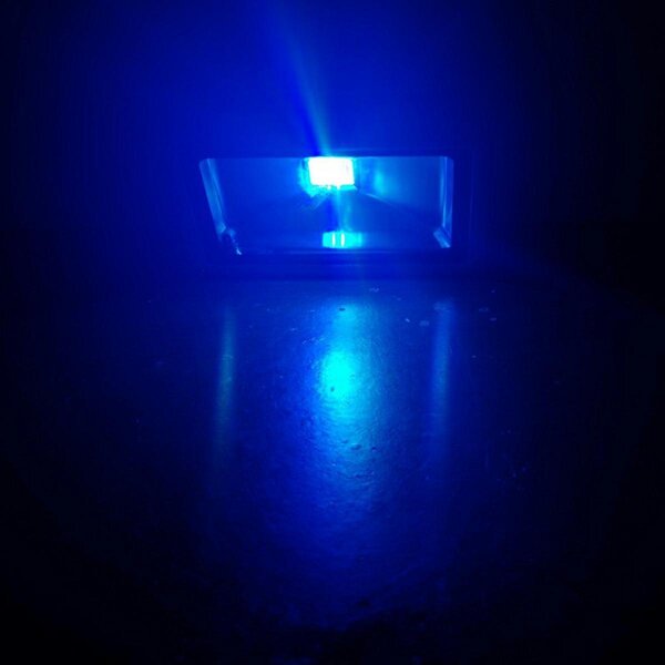 Vanjski LED RGB reflektor + daljinski upravljač 10W IP65