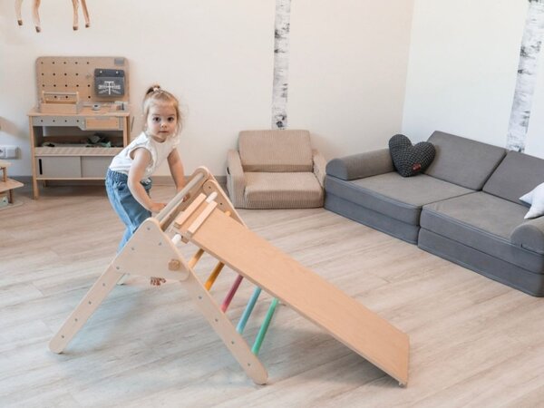 Drveni Piklerov trokut MONTY, 59 cm, s Montessori pločom, višebojni ELIS design