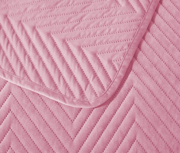 Svijetlo ružičasti baršunasti prekrivač za krevet ARROW VELVET Dimenzije: 200 x 220 cm