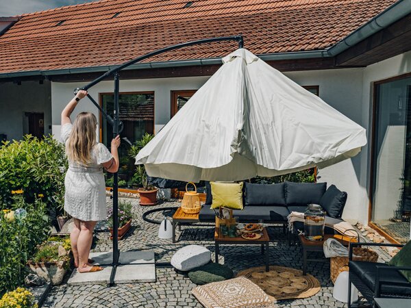 Vrtni sklopivi suncobran LEVI 300 cm, bež + besplatna torba