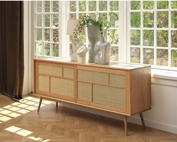 Niska komoda u dekoru hrasta s kliznim vratima u prirodnoj boji 180x80 cm Barrali – Unique Furniture