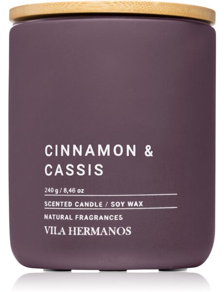 Vila Hermanos Concrete Cinnamon & Cassis mirisna svijeća 240 g