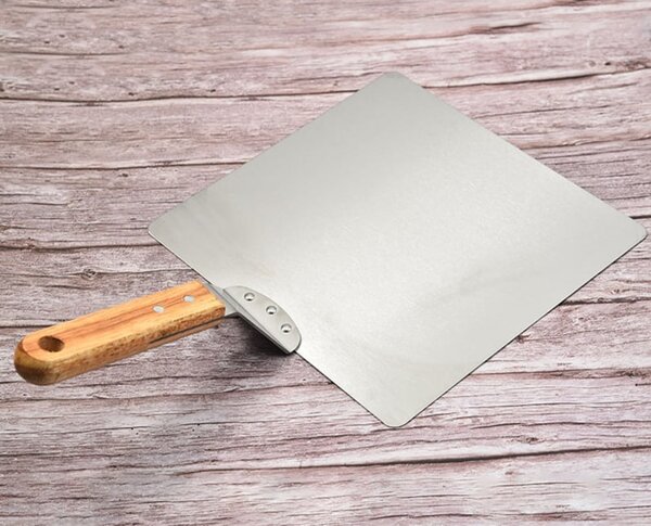 Snažni reket od nehrđajućeg čelika za pizzu 44 cm drveni držač