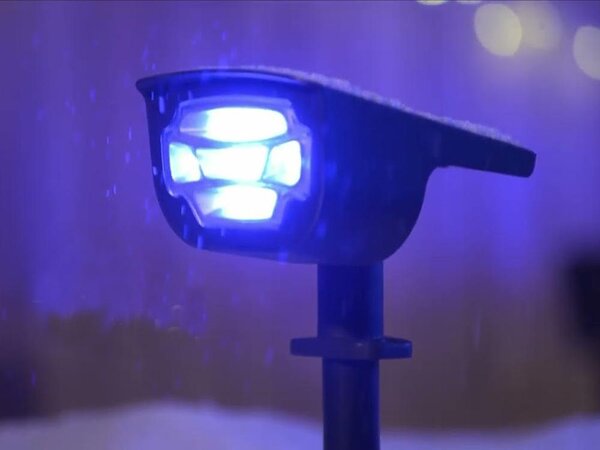 Solarni ukrasni reflektor pod ili zidni LED RGBW IP65 svjetiljka