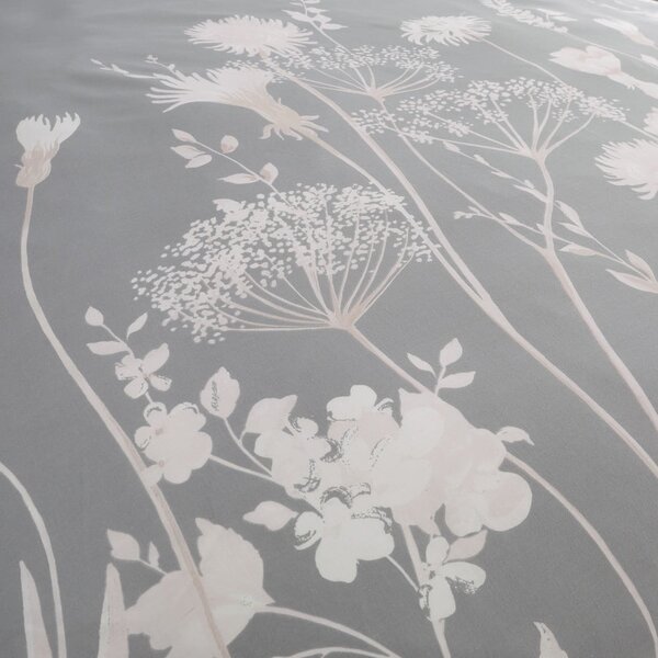 Siva posteljina za bračni krevet 200x200 cm Meadowsweet Floral – Catherine Lansfield