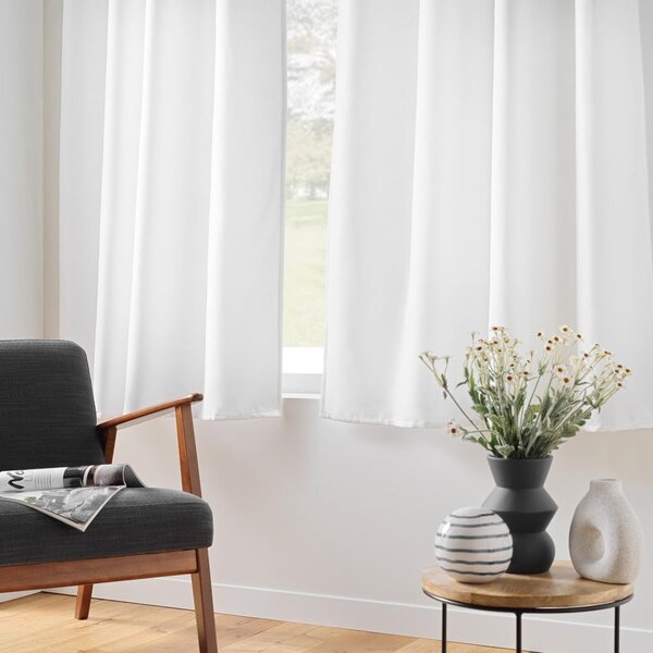 Bijela termo izolacijska zavjesa od mikrovlakana 135x180 cm Micropolar – douceur d'intérieur