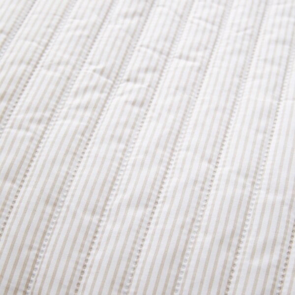Bež prošiven prekrivač 220x230 cm Stripe – Catherine Lansfield