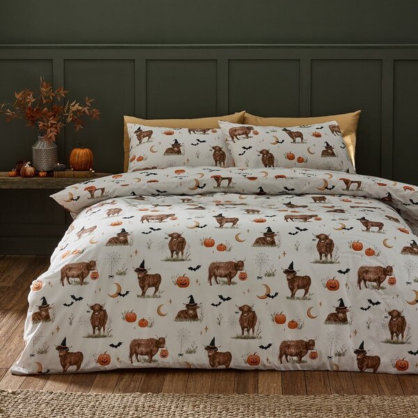 Sivo-bež posteljina za krevet za jednu osobu 135x200 cm Halloween Highland Cow – Catherine Lansfield