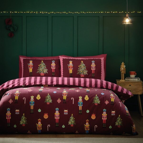 Ružičasta/ljubičasta posteljina za bračni krevet 200x200 cm Nutcracker Stripe – Catherine Lansfield