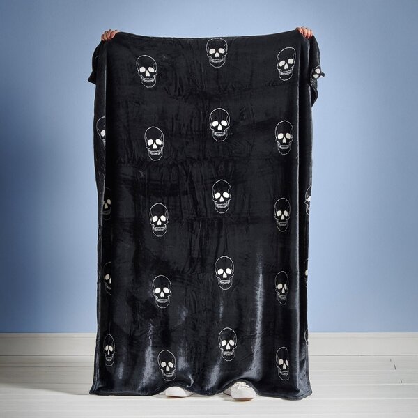 Tamno siva deka za bebe od mikropliša 130x170 cm Skulls – Catherine Lansfield