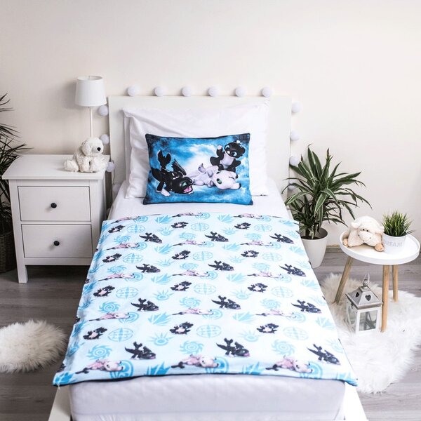 Plava pamučna dječja posteljina za dječji krevetić 100x135 cm How to Train Your Dragon "Babies" – Jerry Fabrics
