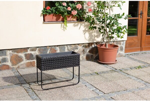 Crna vrtna tegla za cvijeće Bonami Essentials Magnolia