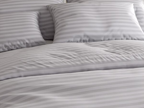 Hotelska posteljina od mikrovlakana JASMINE svijetlo siva - pruga 2 cm, hotelski džep Dimenzije posteljine: 70 x 90 cm | 140 x 220 cm