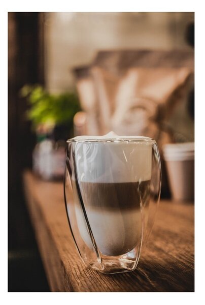 Set od 2 šalice s dvostrukom staklenom stijenkom Vialli Design Latte, 300 ml