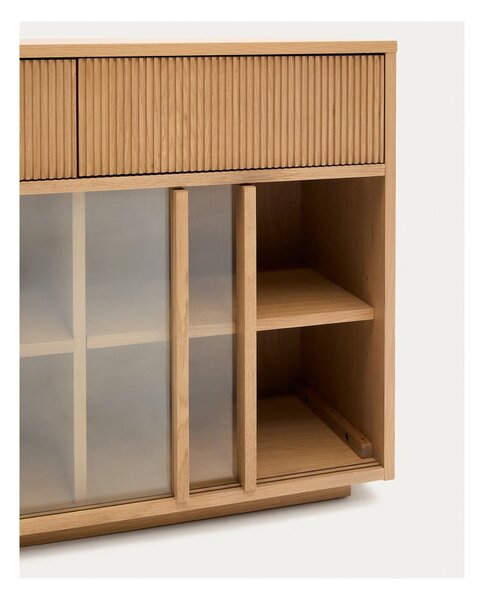 Vitrina u dekoru hrasta s kliznim vratima u prirodnoj boji 200x80x40 cm Helvine – Kave Home