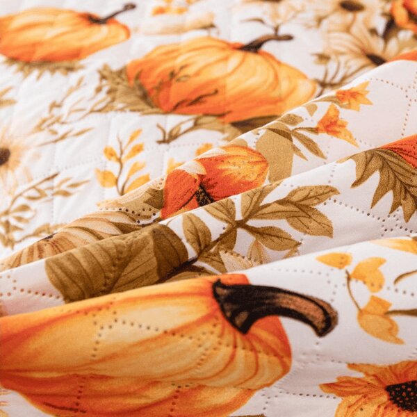Prekrivač za krevet FLOWERS AND PUMPKINS, narančasti Dimenzije: 170 x 210 cm