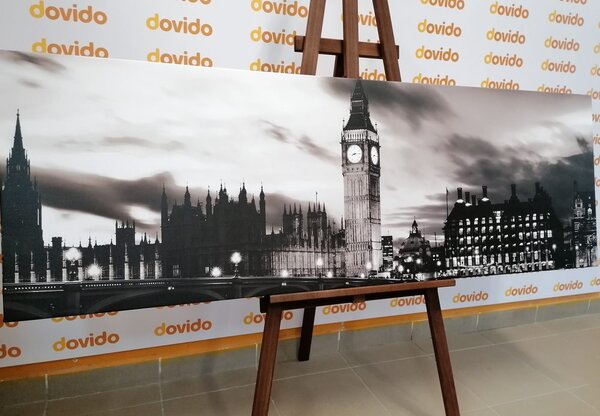 Slika Big Ben u Londonu u crno-bijelom dizajnu