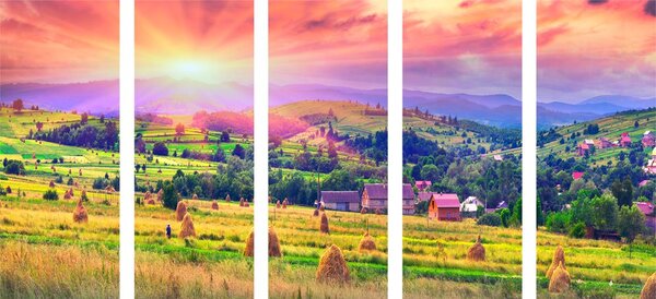 5-dijelna slika stogovi sena u karpatskim planinama