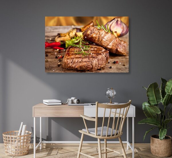 Slika goveđi steak na žaru