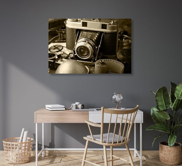 Slika stari fotoaparat u sepijastom tonu