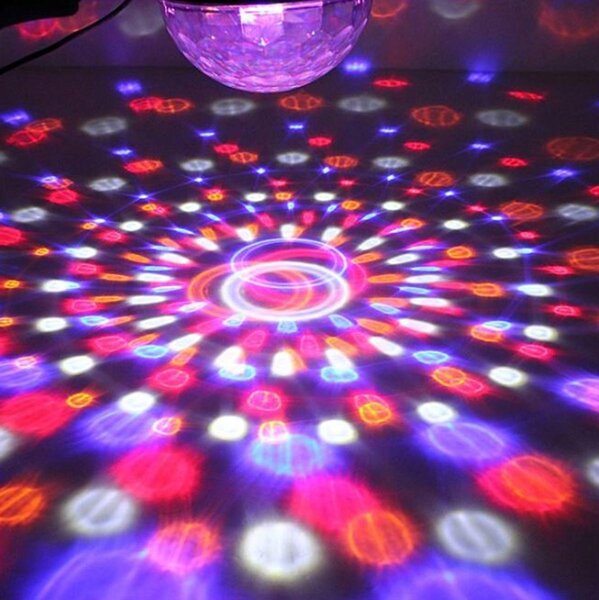 Disco LED RGB projektor i MP3 uređaj 18W + daljinski upravljač