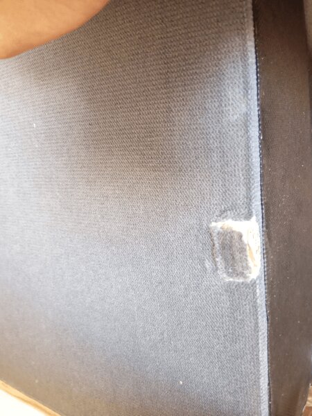 AKCIJA Svijetlosiva raztegljiva kutna sofa ZENA, obostrana II. kvaliteta