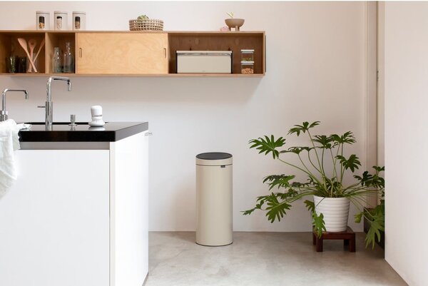 Bež željezna kanta za smeće na dodir 30 l Touch Bin – Brabantia