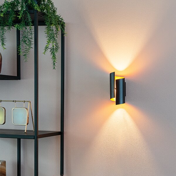 Moderna zidna lampa crna sa zlatnom unutrašnjošću - Faldo
