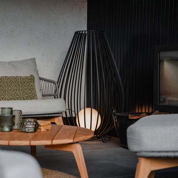 Dizajnerska podna lampa crna s opalnim staklom 110 cm - Angela
