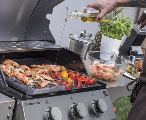 Plinski roštilj OKLAHOMA BBQ, 3 plamenika, s redukcijskim ventilom, srebrna Penta CZ