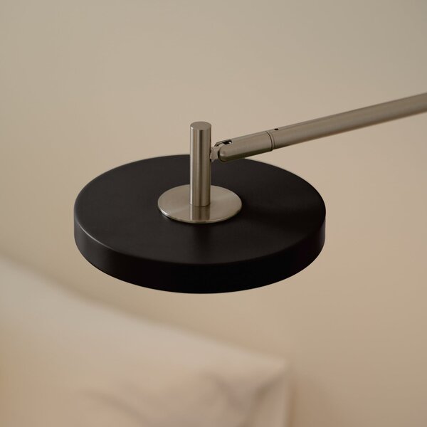 UMAGE Asteria Long LED zidna svjetiljka, crna, čelik, s utikačem, prigušiva, Crno, spavaća soba, Metal