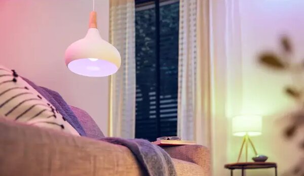 PHILIPS SMART LED žarulja 100W A60 E27 RGB bijela (1521 lm) 8721103046611