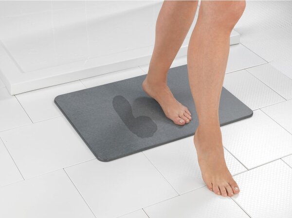 Siva kupaonska prostirka od dijatomita 39x60 cm Simi – Wenko