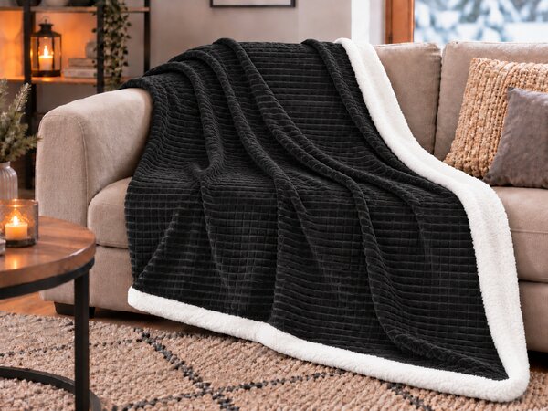 Deka s imitacijom ovčjeg krzna BRICKY, crna Dimenzije: 150 x 200 cm