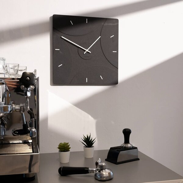 Zidni sat Luxhora Quadriva Black 11 boja kazaljki