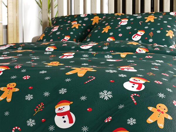 Set posteljine od mikropliša SNOWMAN AND GINGERBREAD zelena + plahta od mikropliša SOFT 180x200 cm bijela, bračni krevet