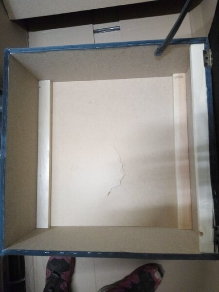 AKCIJA Tamno sivi tabure ZENOVA s prostorom za pohranu 65x65 cm II. kvaliteta