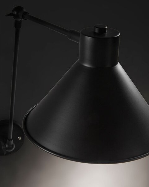 Crna zidna lampa Dione – Kave Home