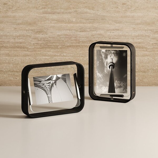 Crni drveni stojeći okvir 19x24 cm Bellwood – Umbra
