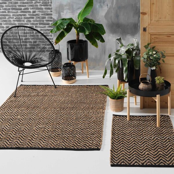 Crni/u prirodnoj boji tepih 120x170 cm Zigzag – douceur d'intérieur